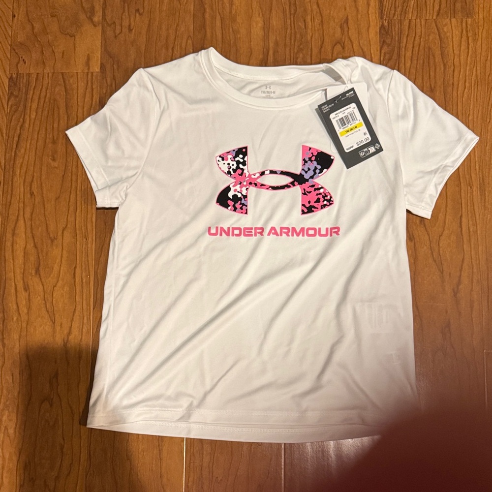 Girls loose fit athletic tee